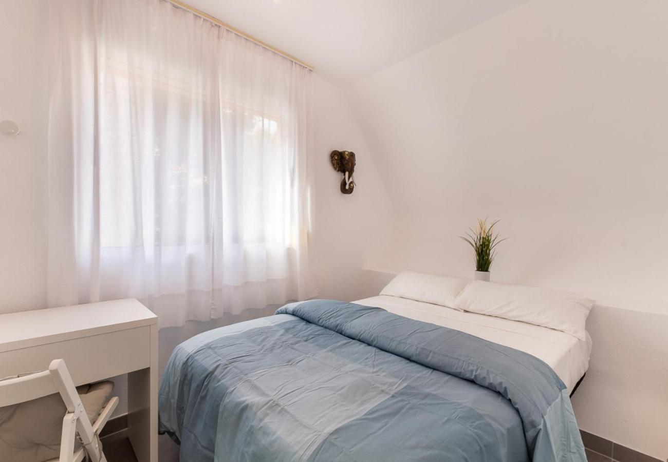 Reformado Apartamento En El Centro Con Vista Al Mar ตอร์เรโมลิโนส ภายนอก รูปภาพ
