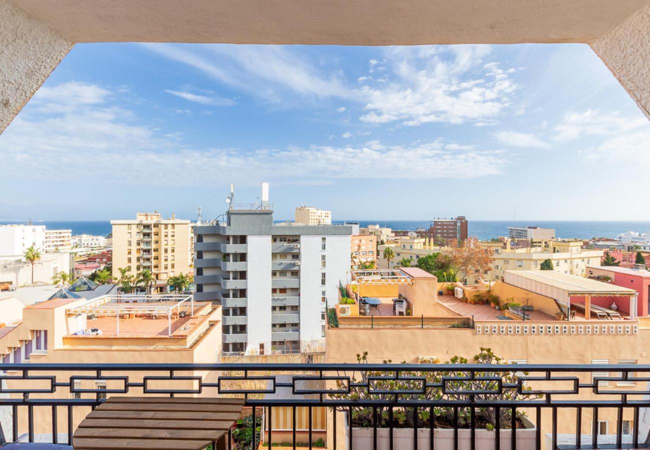 Reformado Apartamento En El Centro Con Vista Al Mar ตอร์เรโมลิโนส ภายนอก รูปภาพ