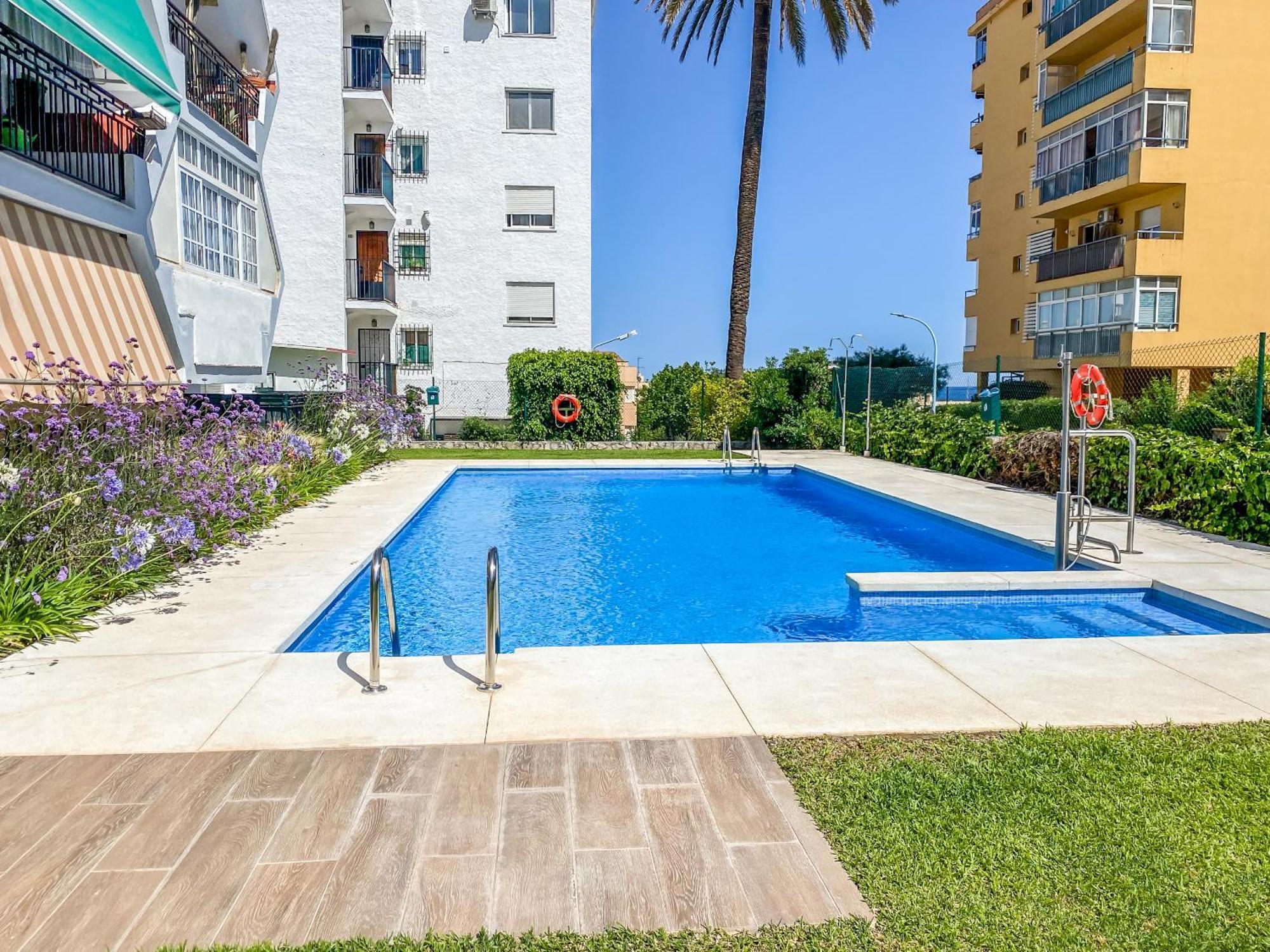 Reformado Apartamento En El Centro Con Vista Al Mar ตอร์เรโมลิโนส ภายนอก รูปภาพ