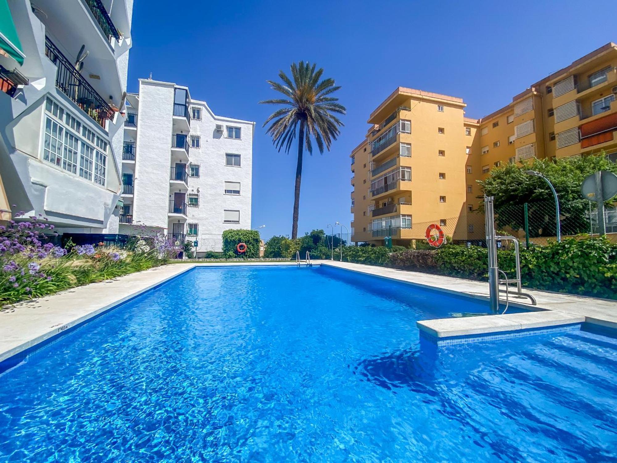Reformado Apartamento En El Centro Con Vista Al Mar ตอร์เรโมลิโนส ภายนอก รูปภาพ